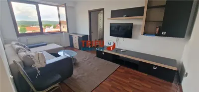 Apartament 3 camere de inchiriat zona Centru - foto 3