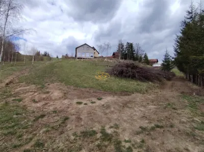 Teren intravilan in Izvoru Muresului (str. Principala) - Izvoru Muresului