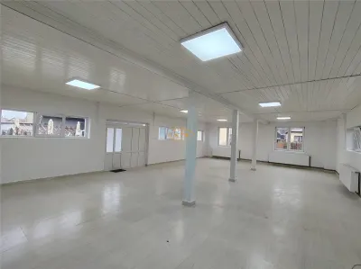 Imobil comercial (Gheorgheni, str. Gabor Aron nr. 8) - foto 4