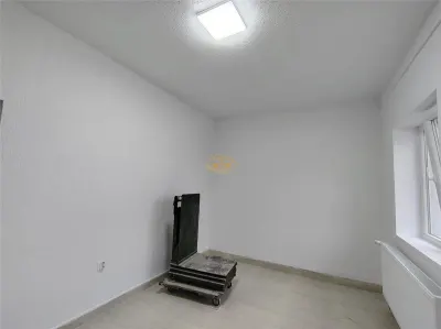 Imobil comercial (Gheorgheni, str. Gabor Aron nr. 8) - foto 6