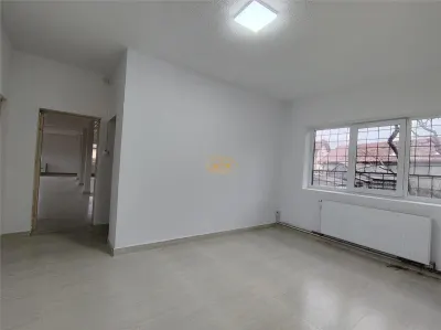 Imobil comercial (Gheorgheni, str. Gabor Aron nr. 8) - foto 5