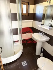 Pensiune 23 de camere zona Mamaia Nord - foto 7
