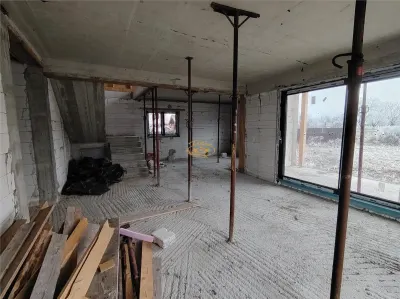 Casa de locuit la rosu (Zencani, mun. Toplita) - foto 6