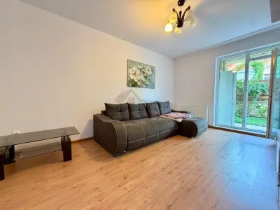 Apartament cu 2 camere decomandat + gardina 80mp, loc de parcare - Rediu - foto 12