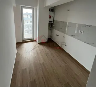 Apartament 2 camere+ loc de parcare- Pacurari Kaufland - foto 4