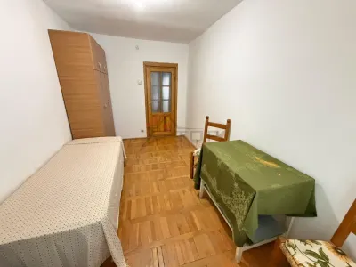 Apartament 3 camere, 2 bai, DECOMANDAT, ETAJ 1, Pacurari - foto 4