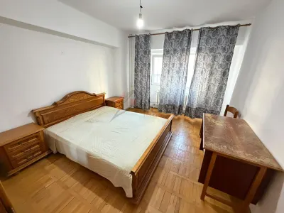 Apartament 3 camere, 2 bai, DECOMANDAT, ETAJ 1, Pacurari - foto 6