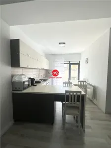 Afacere la Cheie in Mamaia Nord: Pensiune de Vanzare cu 18 Camere - foto 17