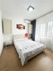 Afacere la Cheie in Mamaia Nord: Pensiune de Vanzare cu 18 Camere - foto 8