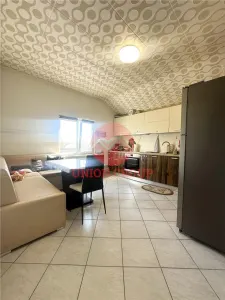 Casa cu Potential Multiplu, Pretabila Pentru Doua Familii sau Business, Chiar la Strada Principala - foto 20
