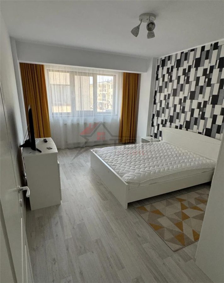 Apartament cu 1 camera decomandat, loc de parcare - Bucium - Iasi