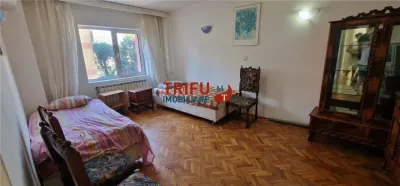 Apartament spațios cu 3 camere, etaj 1, complet mobilat și utilat, plus garaj și boxă Zona Tolstoi - foto 2