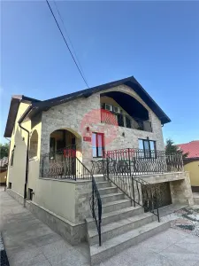 Casa de Vis in Agigea - D+P+M cu Teren de 400 mp - foto 2
