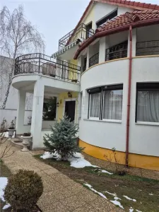 Vila Superba | 5 Locuri Parcare + Piscina | IANCU NICOLAE - foto 2