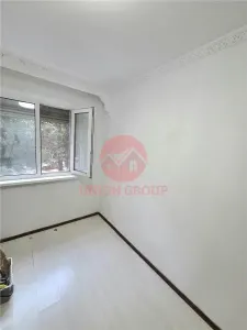 Apartament 3 Camere, Semidecomandat, Zona Piata Amzacea, Etaj 1 - foto 16