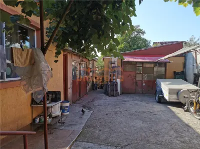 Teren + casa demolabila de vanzare semicentral ! - foto 3