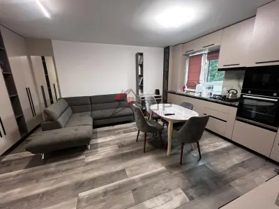 Apartament 2 camere, loc de parcare  - Rediu - foto 1