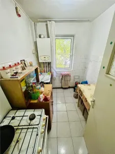 Etaj 2, fara risc, 2 camere semidecomandat zona Alexandru - foto 6