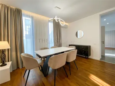 De Vanzare | Vila cu 5 camere | Pipera - foto 4
