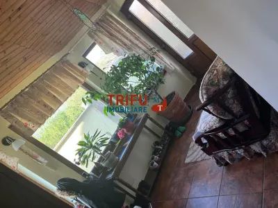 Casa de vanzare zona Paclisa 5 camere teren 1005 mp - foto 10