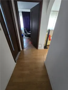 Etaj intermediar, 3 camere decomandat zona Mircea cel Batran - foto 6