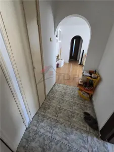 Etaj intermediar, 3 camere decomandat zona Mircea cel Batran - foto 7