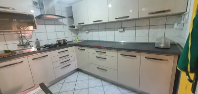 Casa de vanzare la asfalt 8 camer 1720 mp teren Alba Iulia - foto 12