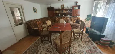 Casa de vanzare la asfalt 8 camer 1720 mp teren Alba Iulia - foto 16