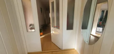 Casa de vanzare la asfalt 8 camer 1720 mp teren Alba Iulia - foto 5