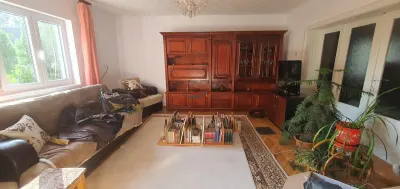 Casa de vanzare la asfalt 8 camer 1720 mp teren Alba Iulia - foto 7