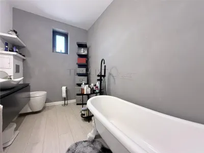 Casa cu 6 Camere | Proprietate Premium | PETRACHIOAIA - foto 13