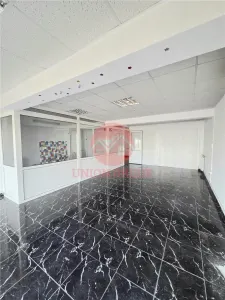 Spatiu Comercial, Zona Centrala, Renovat, Cladire Noua, Moderna - foto 2