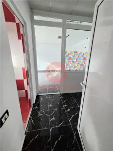 Spatiu Comercial, Zona Centrala, Renovat, Cladire Noua, Moderna - foto 6