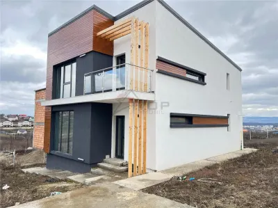 Vila FINALIZATA SI INTABULATA 4 Camere - Valea Adanca - 5 Drumuri - Iasi
