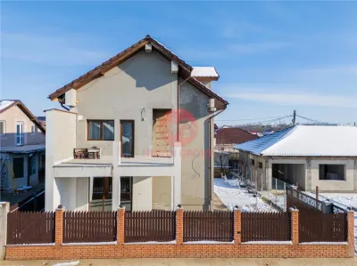 Casa P+1+M in Valu lui Traian - Spatiu si Confort Pentru Familia Ta - foto 11