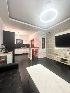 Casa P+1+M in Valu lui Traian - Spatiu si Confort Pentru Familia Ta - foto 5