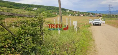 Teren Ideal pentru Construirea Casei de Vis, 1400 mp cu Vedere spre Pădure - foto 2