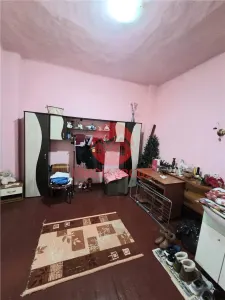 Casa 3 Camere Si Garsoniera in Vila, Zona Centrala - foto 13