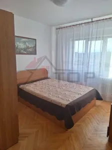 Etaj intermediar, 3 camere decomandat zona Mircea cel Batran - Iasi