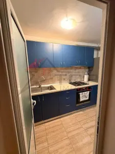 Etaj 1 - Dacia Bicaz, 2 camere decomandat, 65mp, bloc din 91 - foto 3