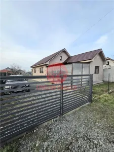 Casa 4 Camere cu Teren in Proprietate la Corbu - foto 18