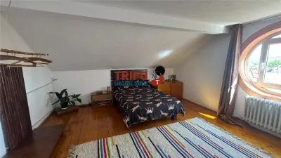 Casa  de vanzare zona ultracentrala ideala pentru transformare in pensiune - foto 13