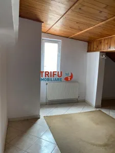 Apartament 4 camere cu scara interioara de vanzare zona Centru - foto 6