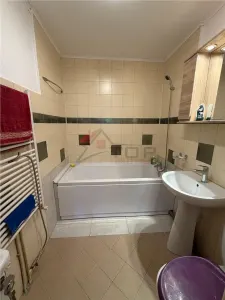 Apartament 3 camere DECOMANDAT, etaj 1,  Poitiers - Frumoasa - foto 7