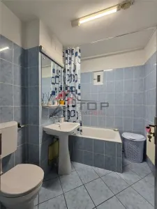 Etaj 2 - Dacia 2 camere decomandat, geam la baie, liber - foto 5