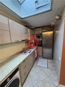 Apartament 4 Camere in Vila, Curte si Intrare Separata, Zona Andrei Saguna - foto 12