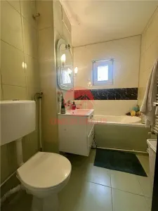 Apartamente 3 Camere Decomandat, Etaj 2, Zona KM 5 - foto 17