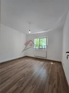 Etaj 1 - Piata Dacia, 4 camere decomandat cu 2 bai, liber - foto 6