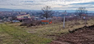 Teren 600 mp toate utilitatile panorama deosebita - foto 1