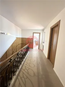 Vila Impresionanta, 220 mp Utili, zona Casa de Cultura - foto 17